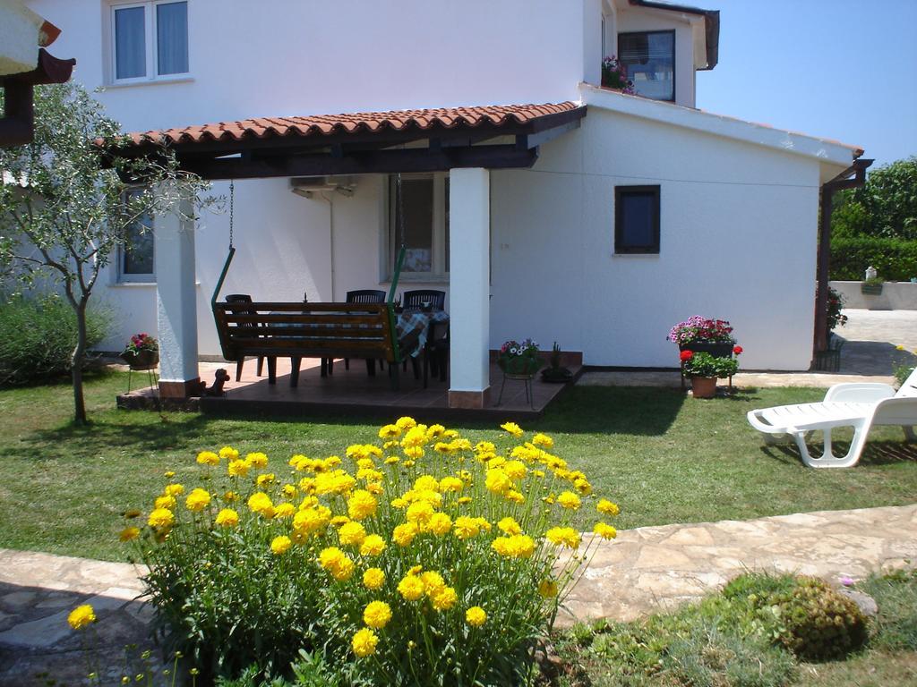 Nella Apartments Šišan 部屋 写真