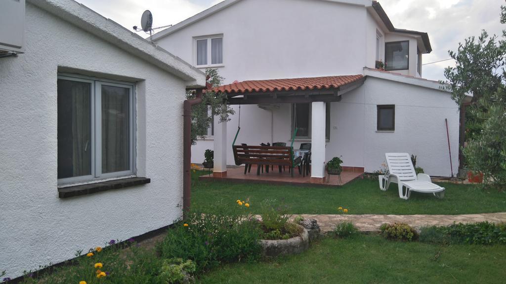 Nella Apartments Šišan エクステリア 写真