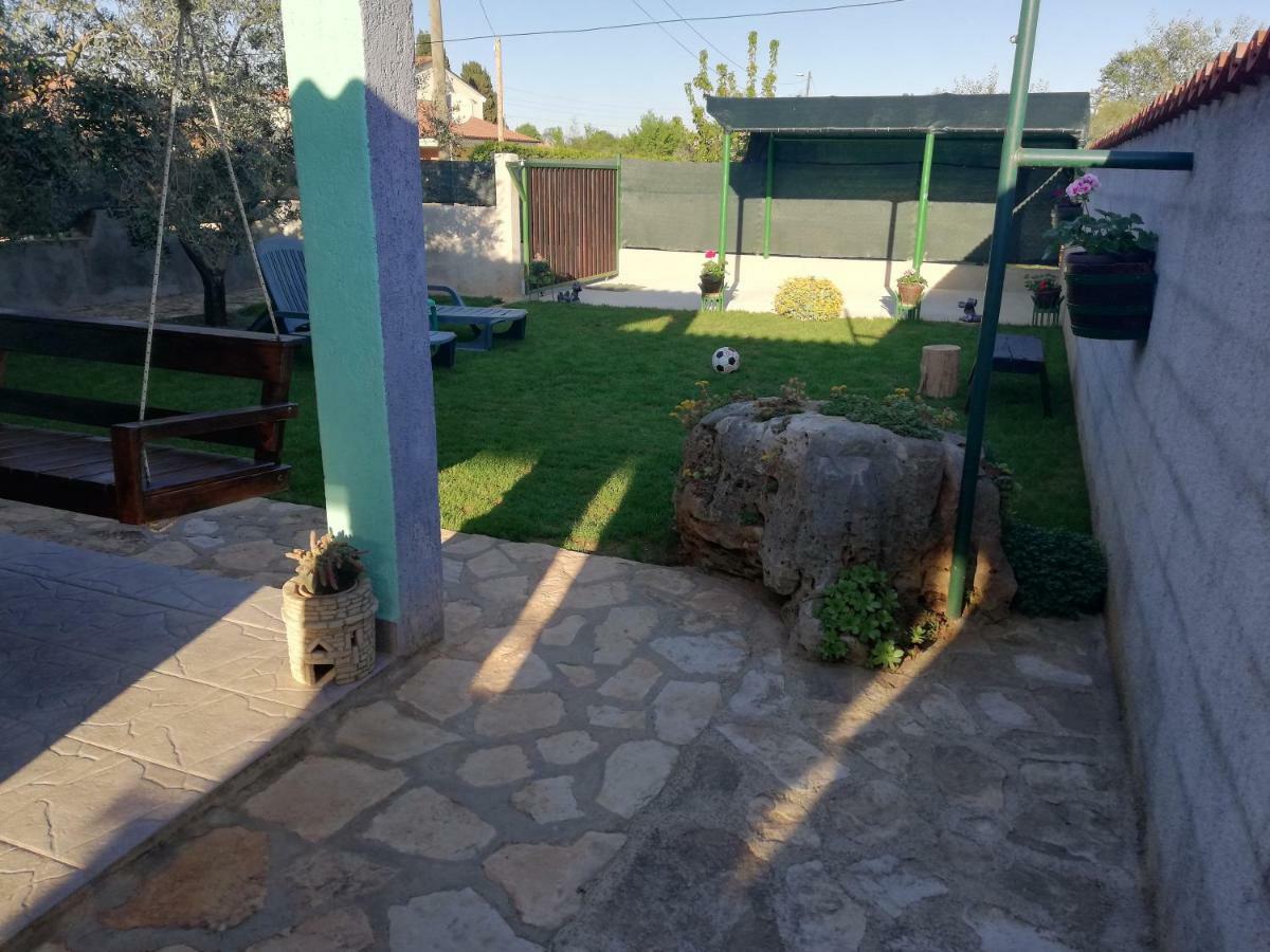 Nella Apartments Šišan エクステリア 写真